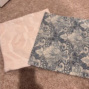 Bundle Pottery Barn/West Elm Pillow Covers - Blue Paisley & Cream Textured 20X20